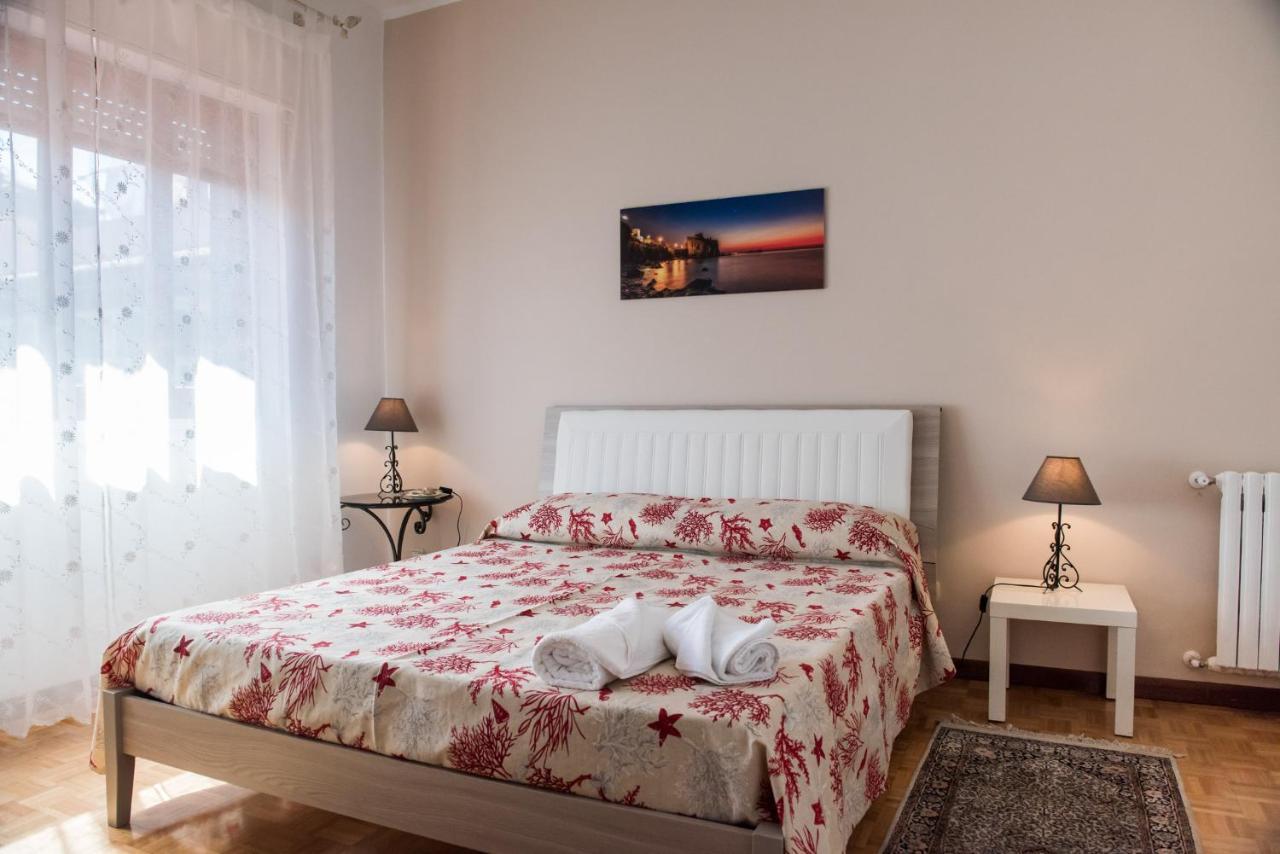 La Castellese Bed & Breakfast อาชิ กัสเตลโล ภายนอก รูปภาพ