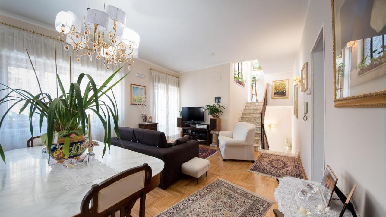 La Castellese Bed & Breakfast อาชิ กัสเตลโล ภายนอก รูปภาพ