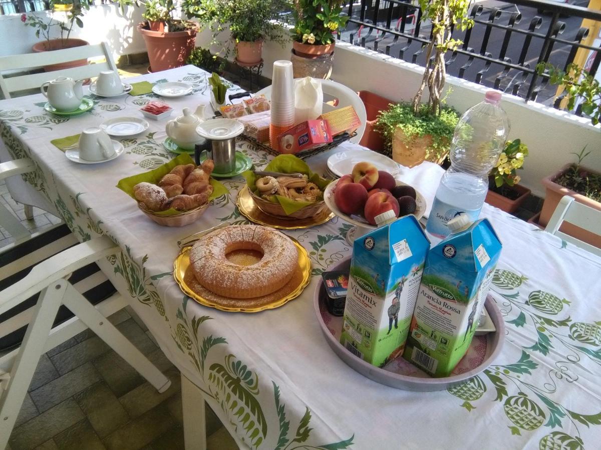 La Castellese Bed & Breakfast อาชิ กัสเตลโล ภายนอก รูปภาพ