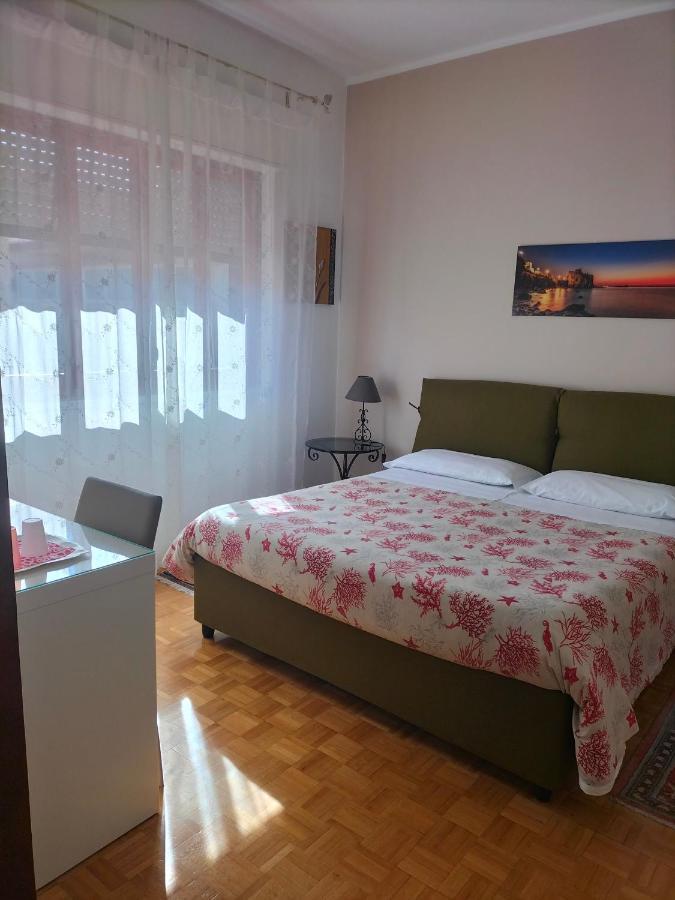 La Castellese Bed & Breakfast อาชิ กัสเตลโล ภายนอก รูปภาพ